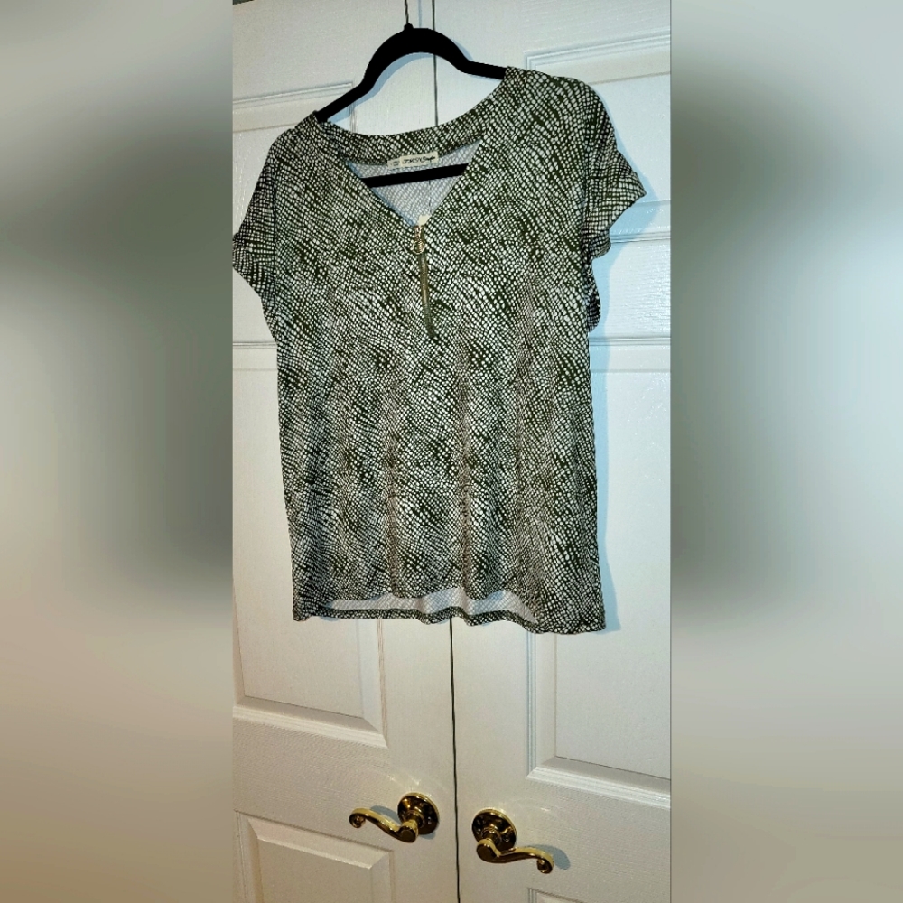Shirt green white